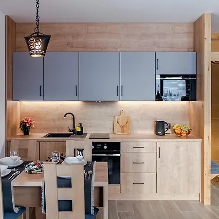 Osada Wichrowka * Dursztyn