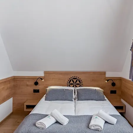 Osada Wichrowka Ze Strefa Spa, Basenem Letnim I Widokiem Na Gory * Dursztyn