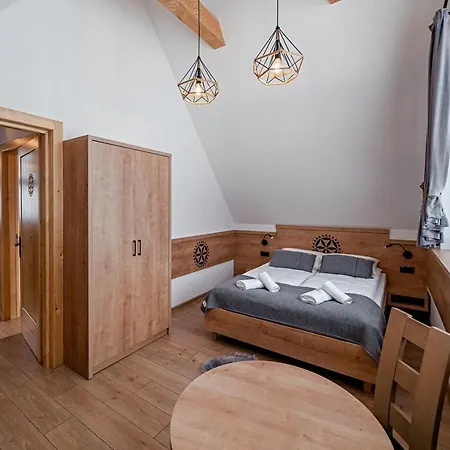 Osada Wichrowka Ze Strefa Spa, Basenem Letnim I Widokiem Na Gory * Dursztyn