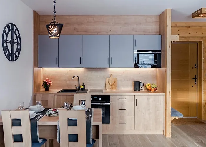 Osada Wichrówka * Dursztyn